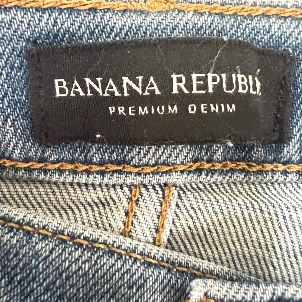 Banana Republic Mid Rise Straight Relaxed Fit Denim Jeans Women’s 31 Long - Picture 12 of 12